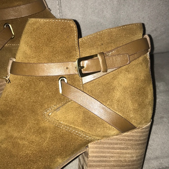 Belle by Sigerson Morrison bootie - Picture 3 of 8